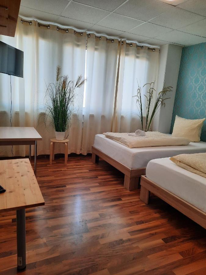 Easy Stay Rooms Stuttgart Bagian luar foto