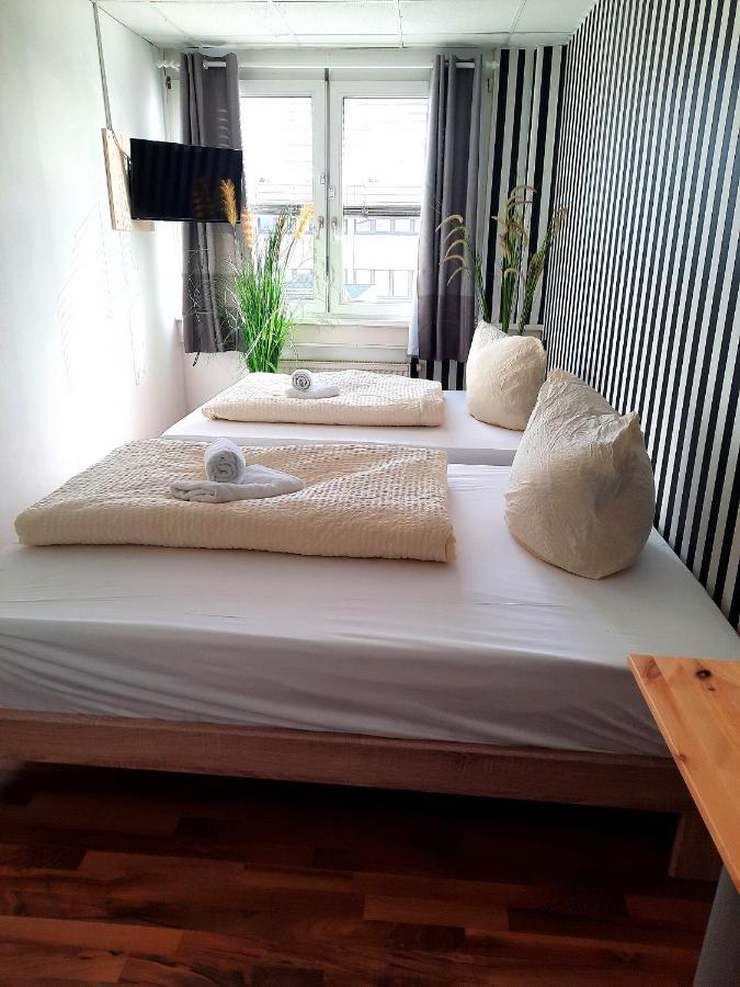 Easy Stay Rooms Stuttgart Bagian luar foto